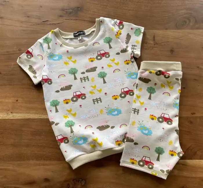Tractor with trees – long and short pyjama's miniatuur 2
